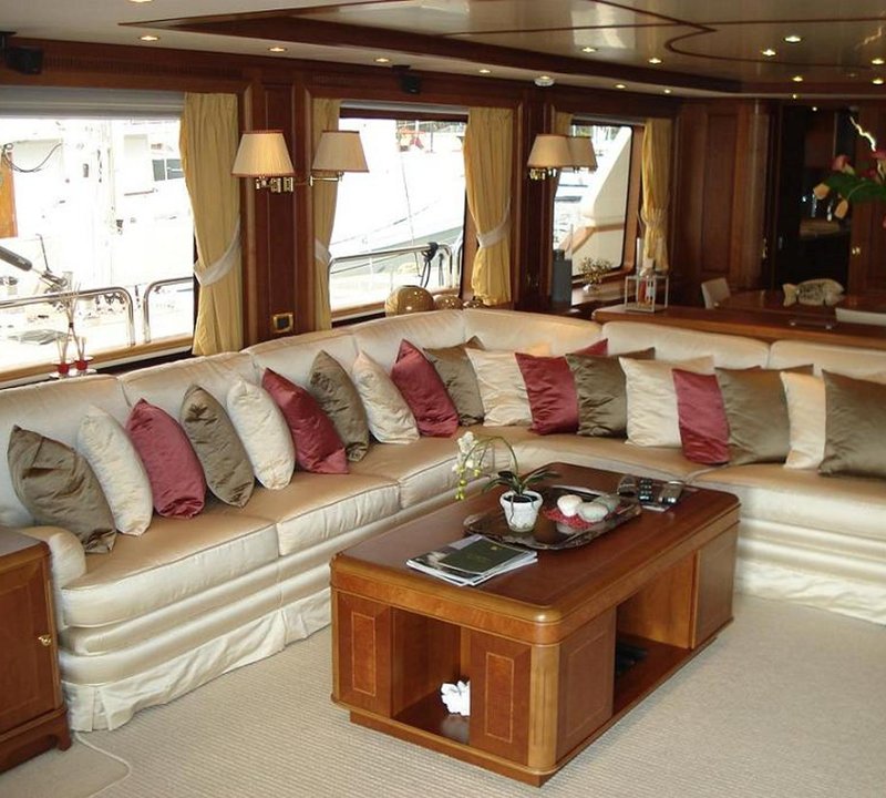 Yacht ENIGMA By Benetti Salon