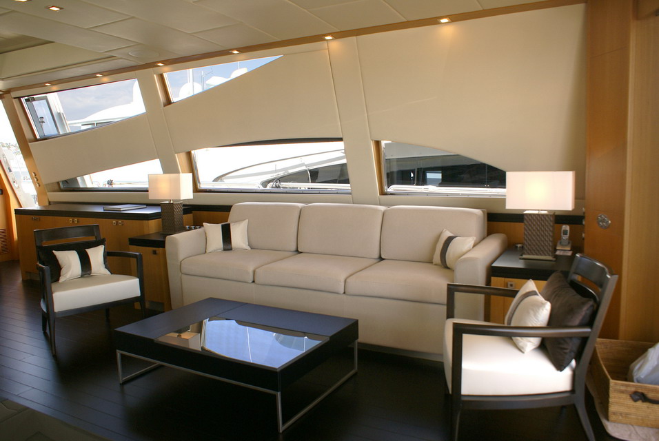 Yacht EOL B - Salon Seating 2