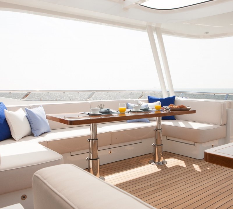 Yacht FIREFLY By Mulder - Sundeck Dining