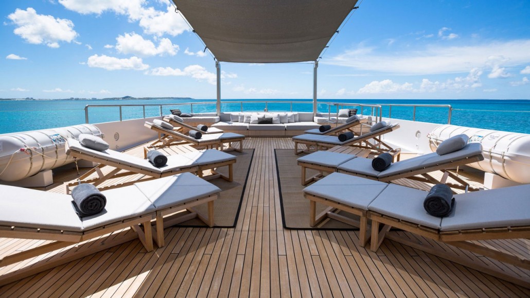 Yacht MARIU - Sundeck With Sunbeds