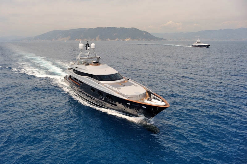 Yacht MI VIDA
