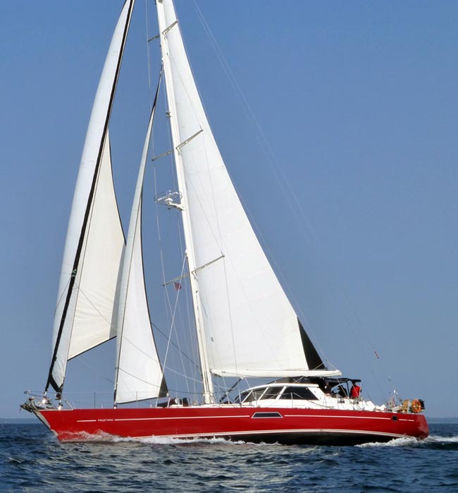 Yacht 'Mustang' - Sailing