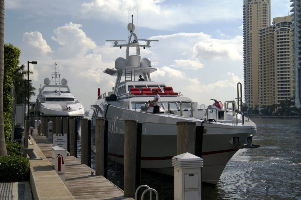 Yacht NEVER SAY NEVER -  In Port 2