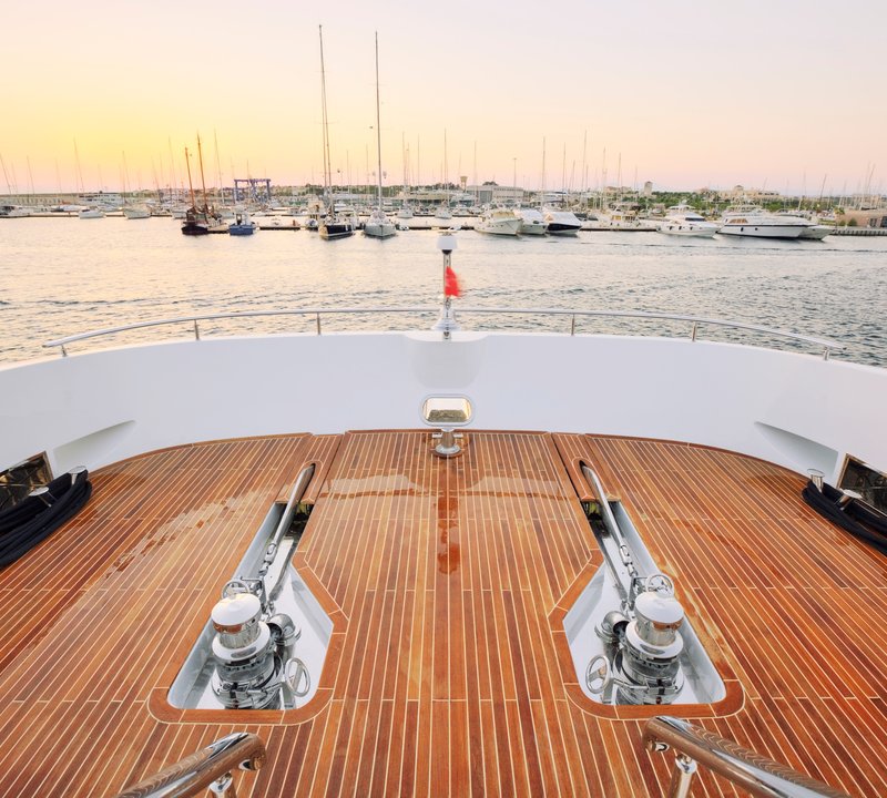 Yacht QUARANTA By Curvelle - Foredeck