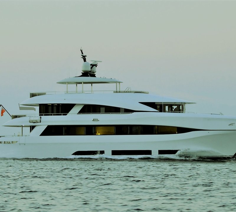 Yacht QUARANTA By Curvelle - Profile Underway