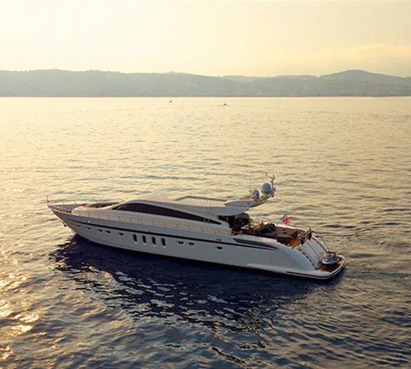Yacht RG 512