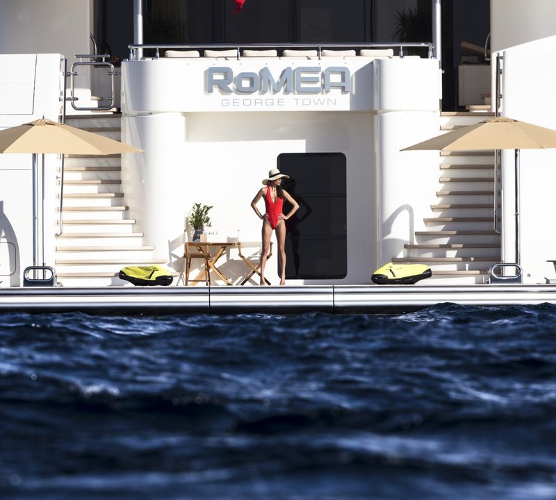 Yacht ROMEA