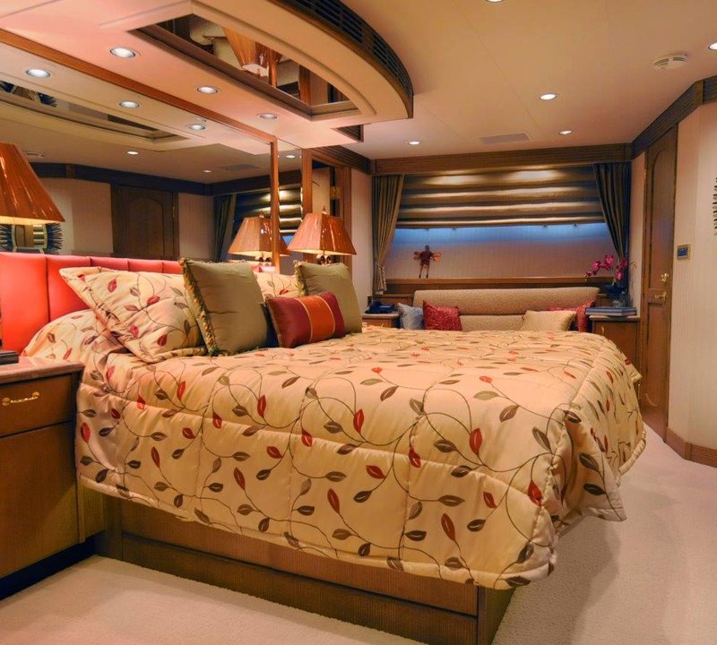 Yacht SCOTT FREE -  Master Cabin