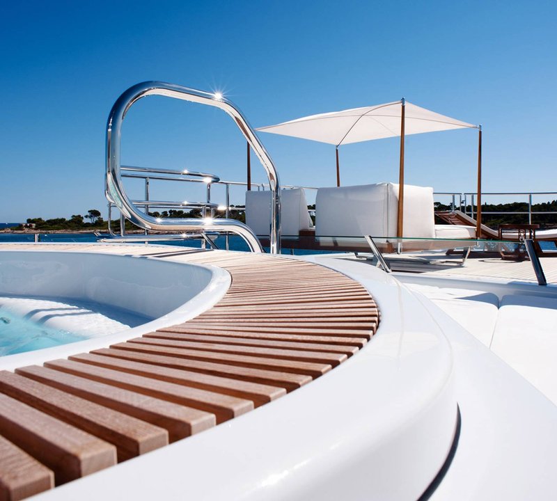 Yacht STEP ONE An Amels 180 LE - Sundeck With Jacuzzi Off France