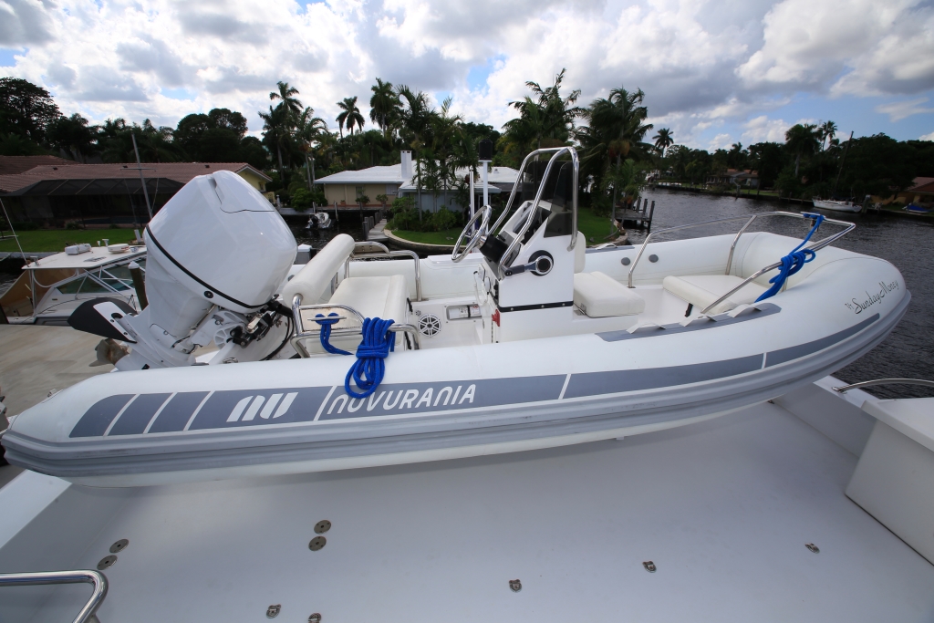 Yacht SUNDAY MONEY - 005