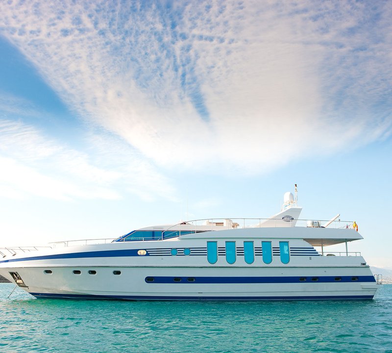 Yacht SUPERTOY - Main