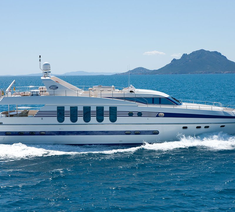Yacht SUPERTOY - Underway