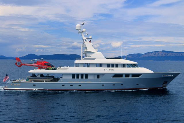 Yacht TRITON Triton Side - Image by Delta Marine