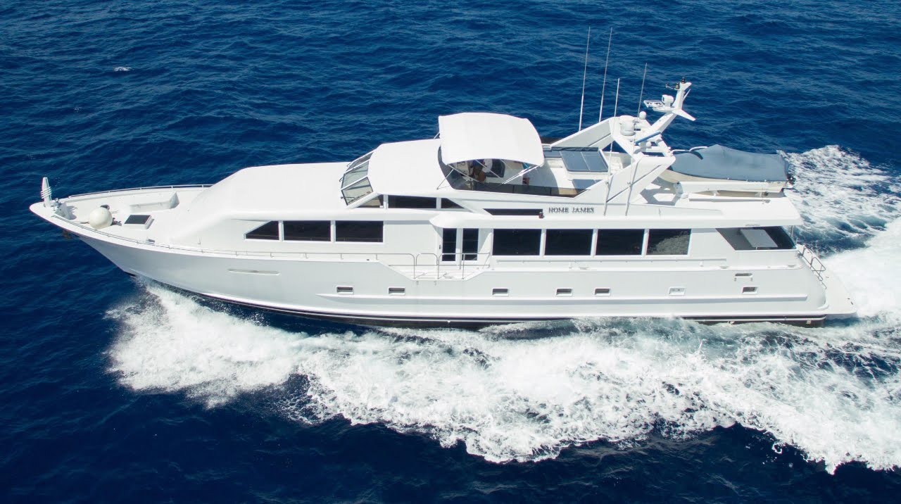 Yacht TURN LEFT By Broward - Sistership