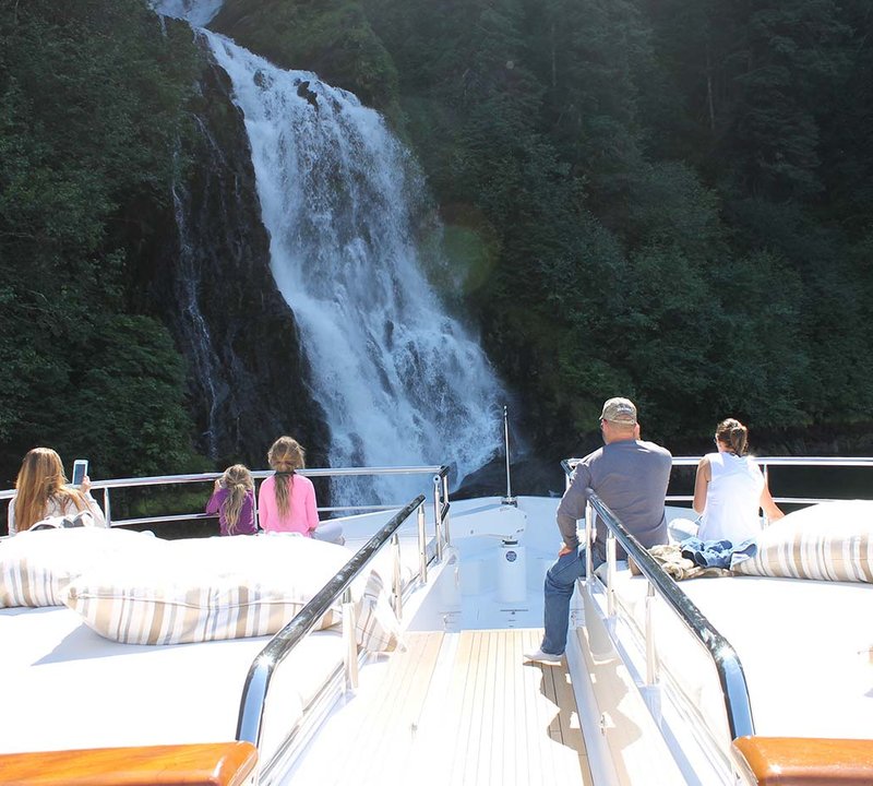 Yacht Charter Vacation In Alaska