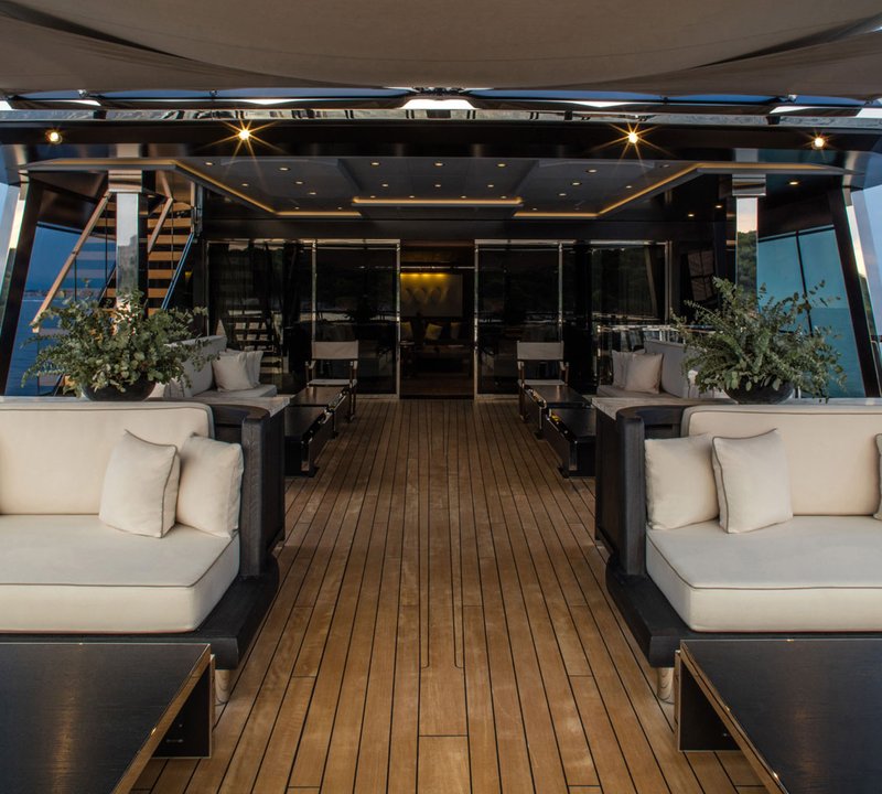 Aft Deck Seating With Sofas And Coffe Tables