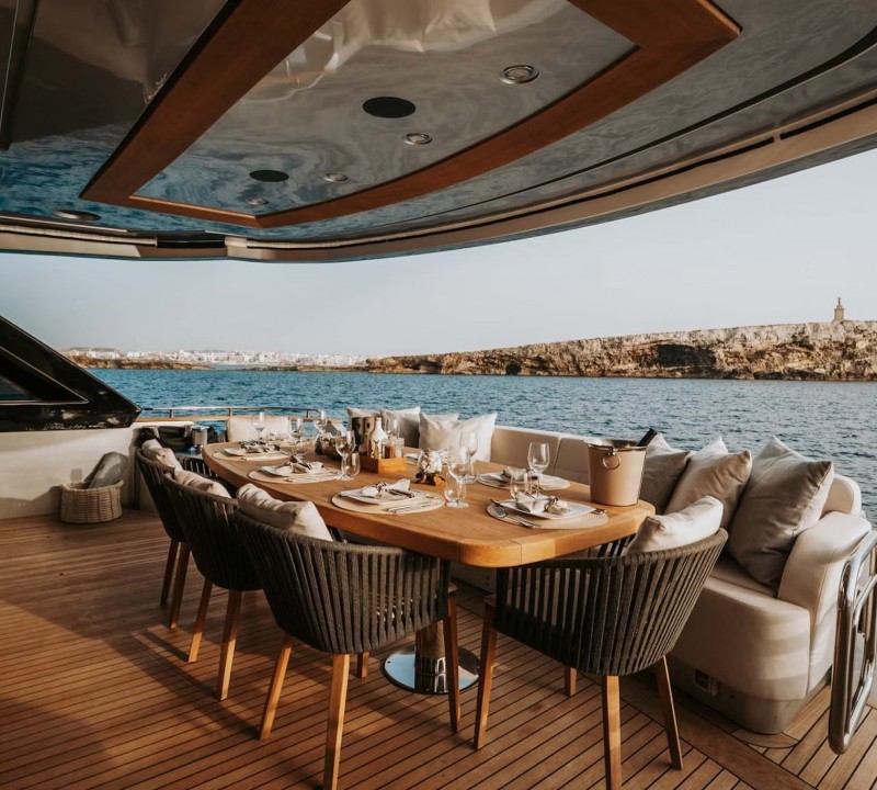 Al Fresco Dining On The Aft Deck