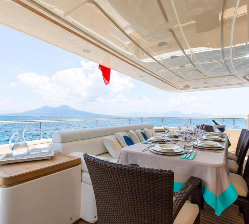 Alfresco Dining