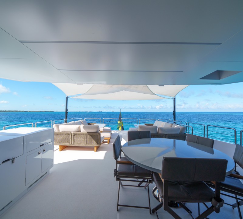 Bridge Deck Dining