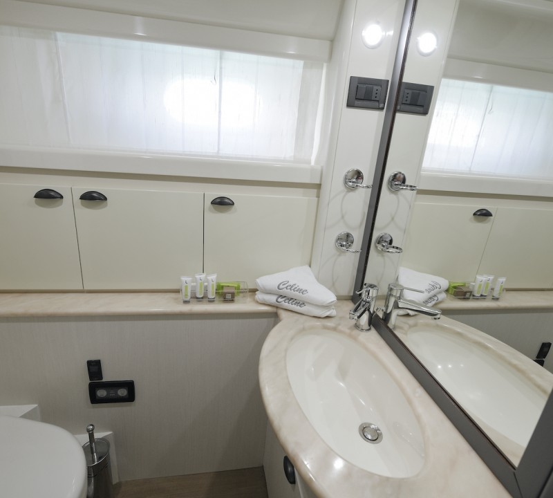 Bunk Cabin Bathroom