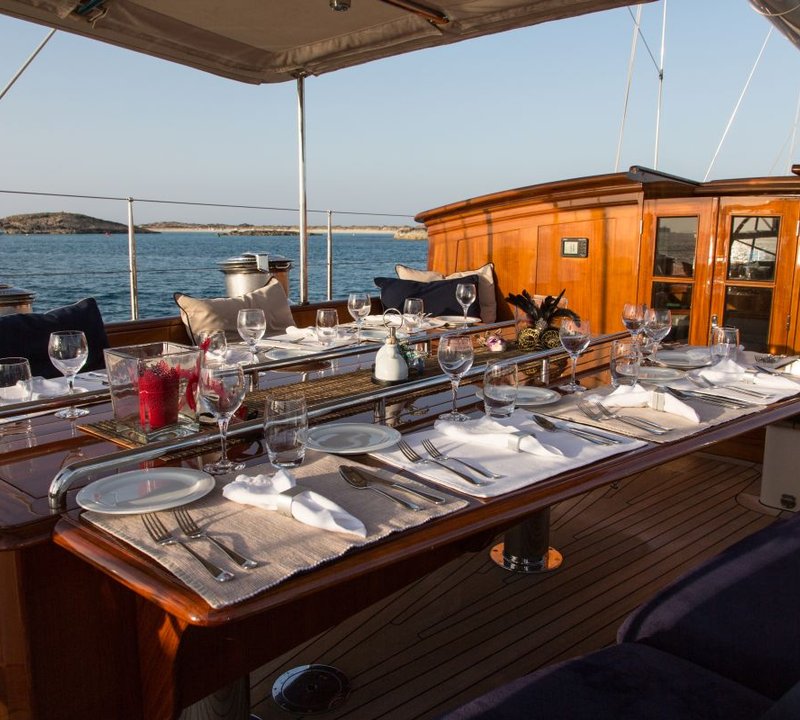 Cockpit Dining