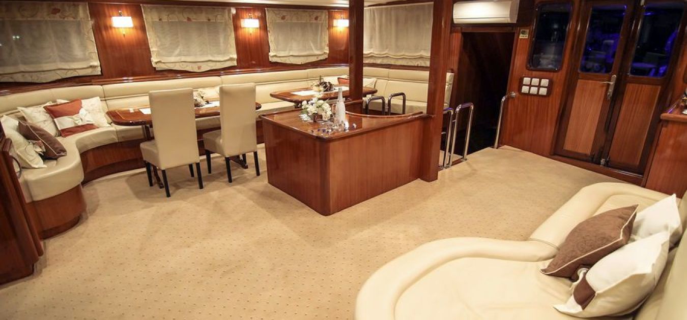 Comfortable Salon