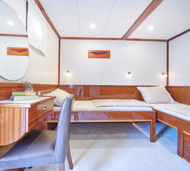 Convertible Cabin