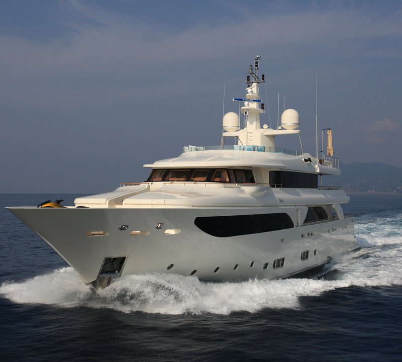 Cruising Profile Of CRN Yacht HANA