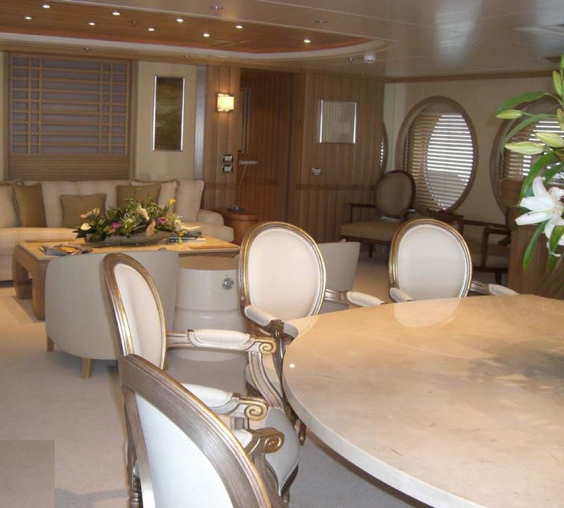 Dining And Salon