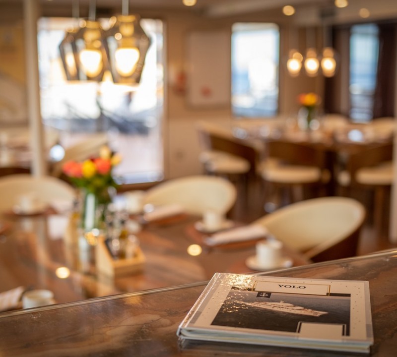 Dining Detail