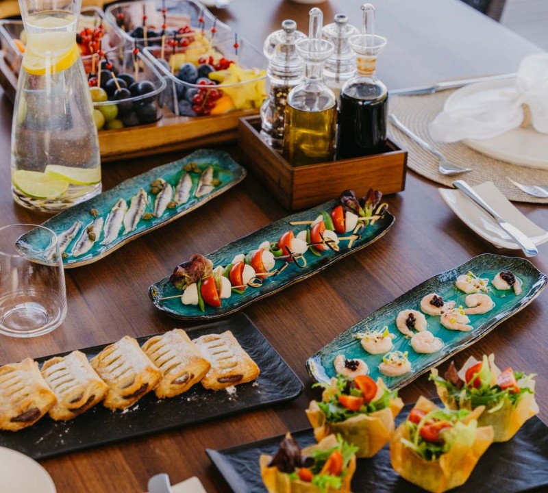 Dining On Yacht