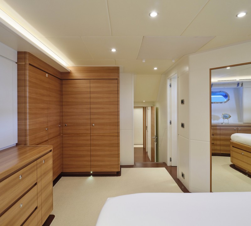 Double Cabin