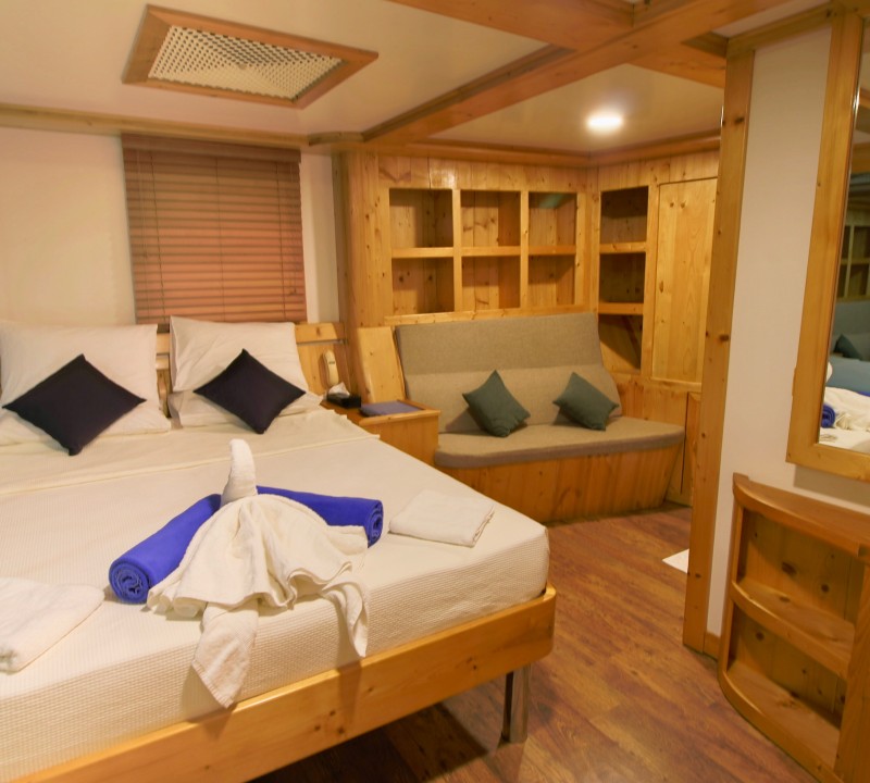 Double Cabin For Guests
