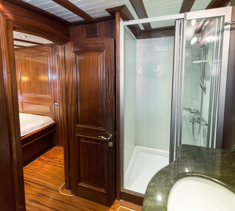 Ensuite Bathroom
