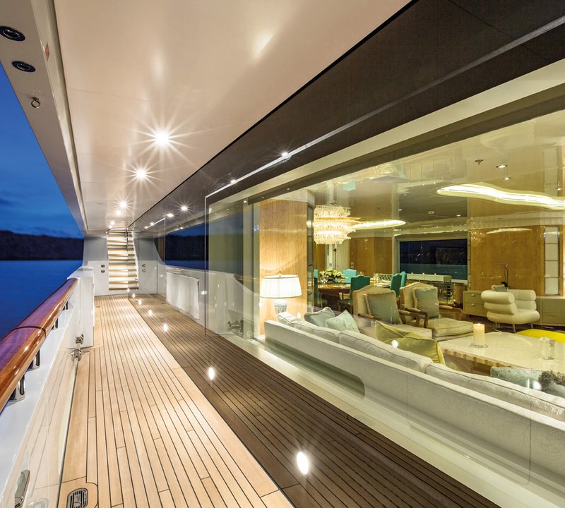 Eveing Side Deck