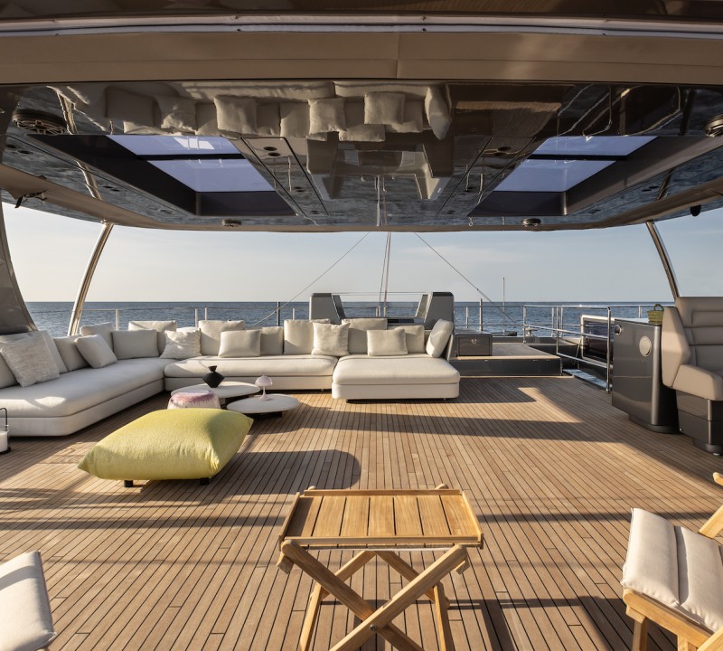 Flybridge Deck