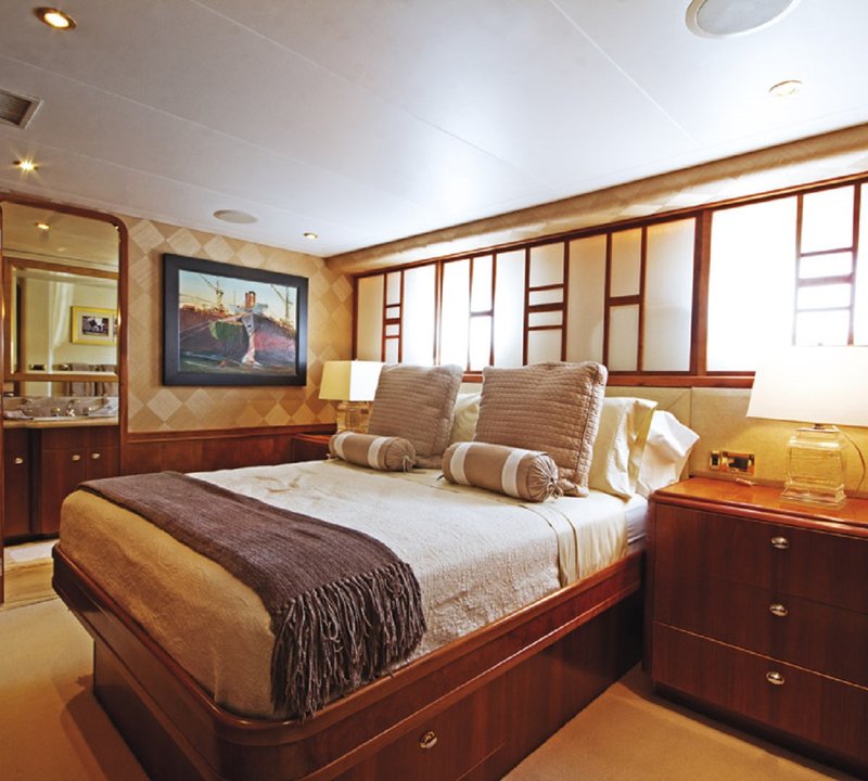 Guest cabin