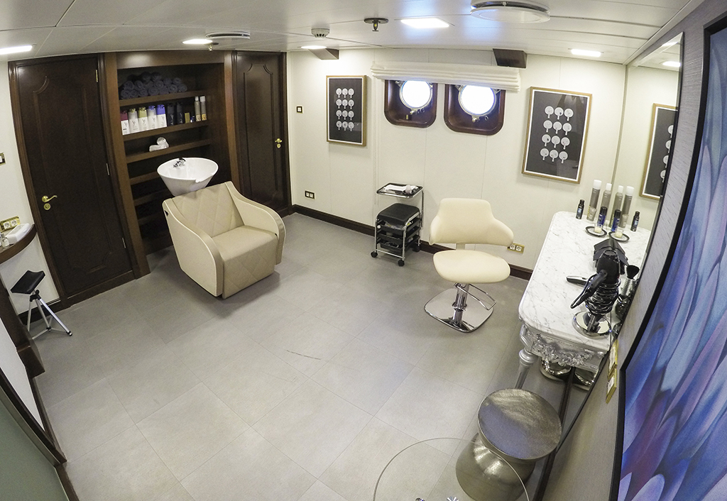 Hair Saloon