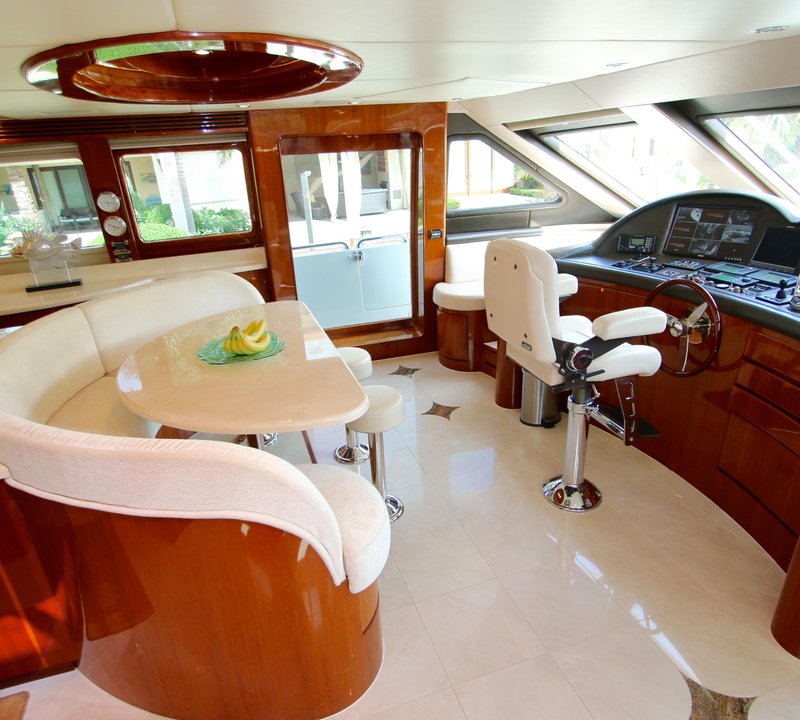 Helm Seating