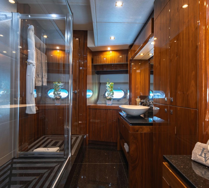 Master ensuite
