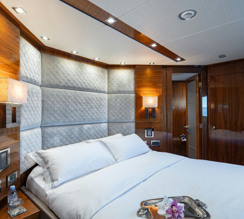 Lower Deck Double