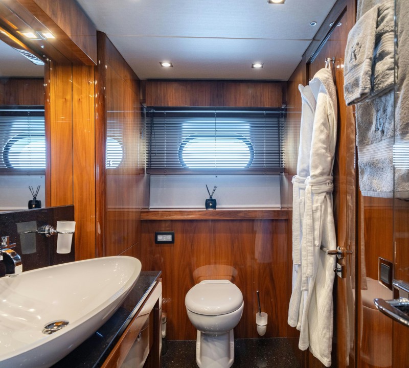 Guest ensuite