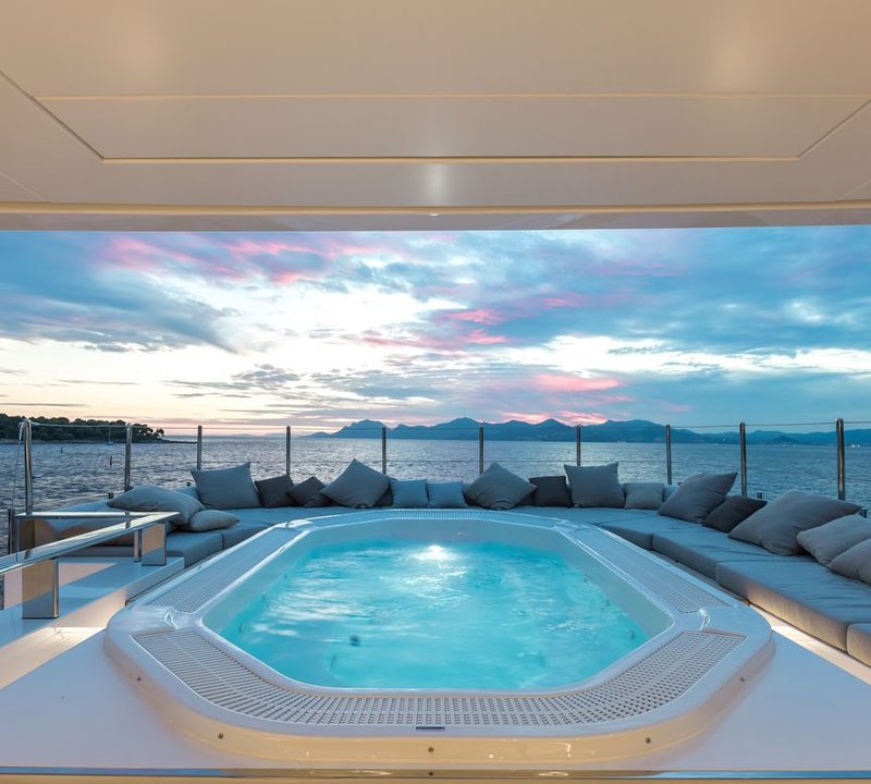 Jacuzzi