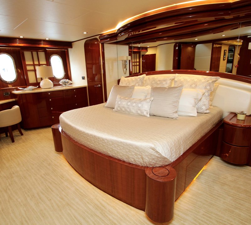 Luxurious Double Cabin