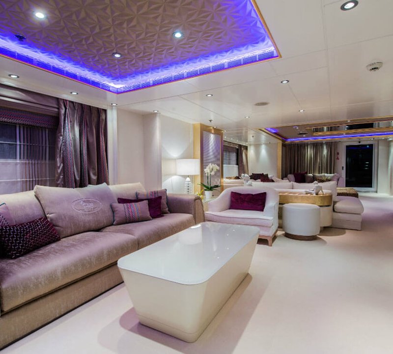 Luxurious Salon