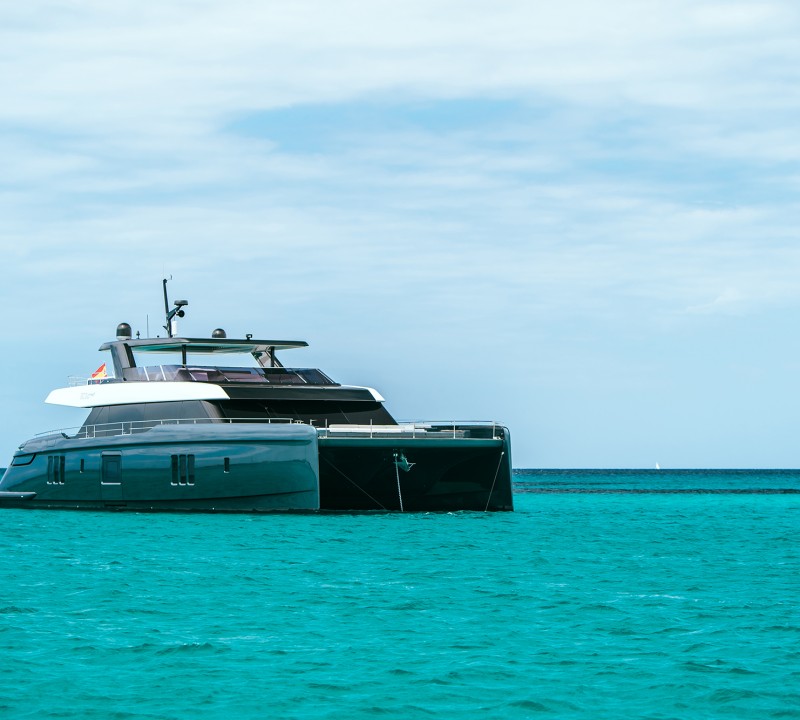 Luxury Yacht Great White