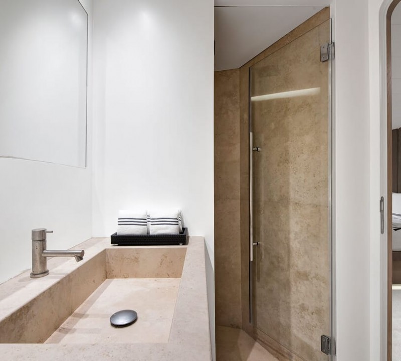 Main Bathroom