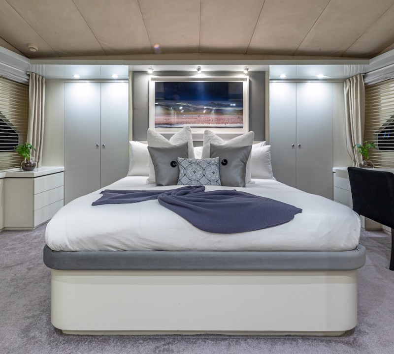Main Deck Master Suite
