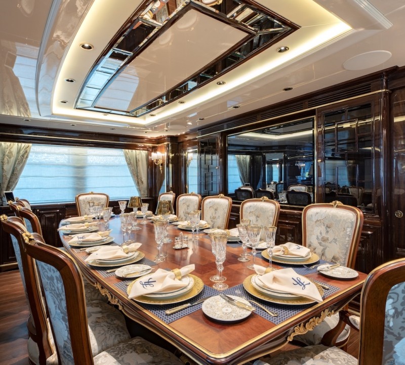 Main Deck Saloon Dining