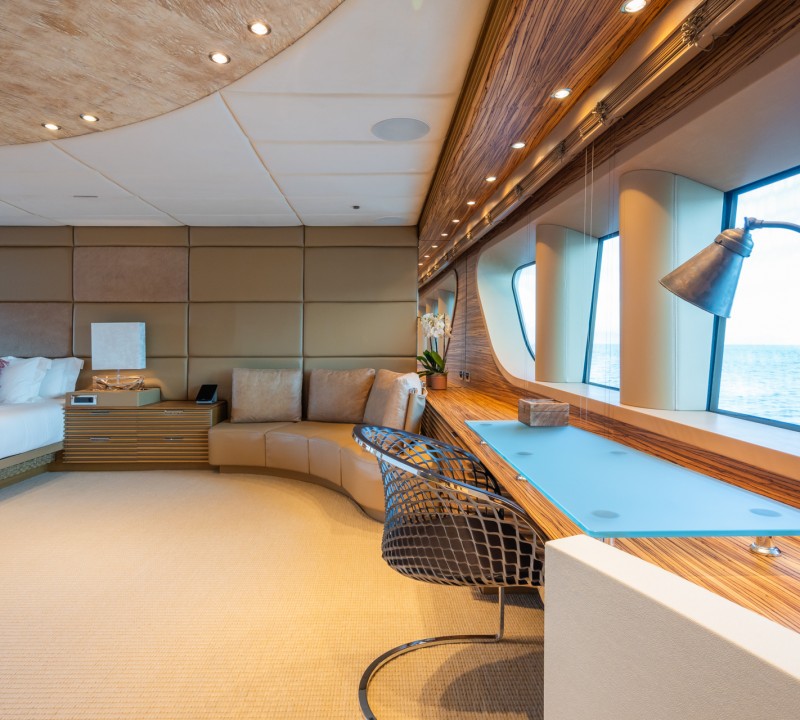 Master Cabin - Desk
